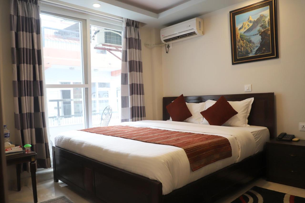 Hotel Pipal Tree Katmandou Extérieur photo