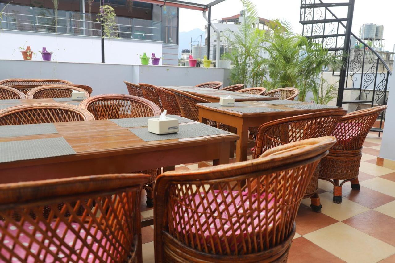 Hotel Pipal Tree Katmandou Extérieur photo